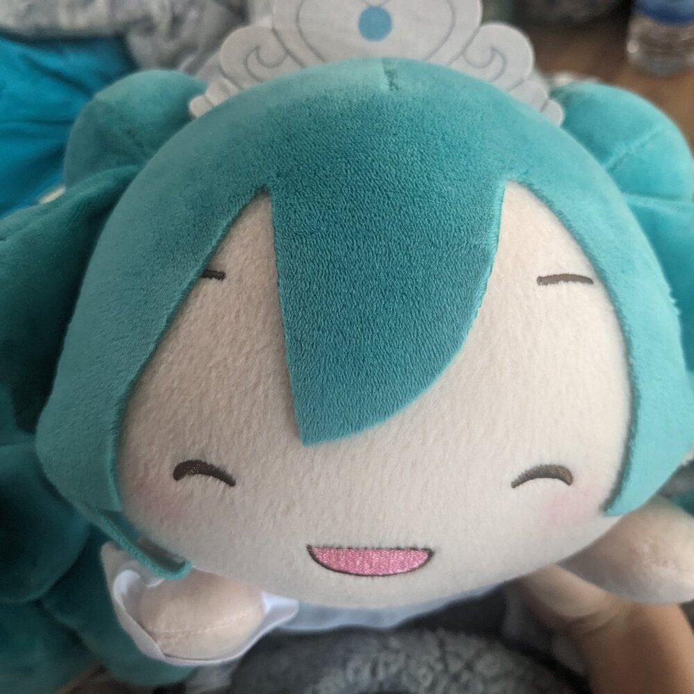 LIMITED EDITION Hatsune Miku 15th anniversary nesoberi plushie